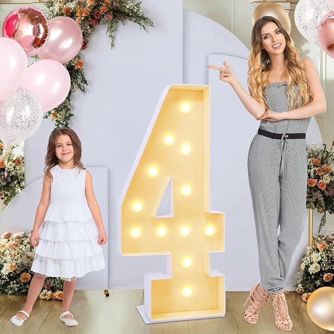 Proizvod za uređenje prostora – 3D svjetleći okvir s KT pločom za 16. rođendan, minimalistički stil, plastika i papir