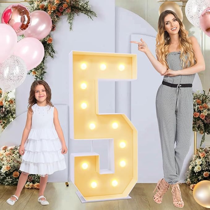 Proizvod za uređenje prostora – 3D svjetleći okvir s KT pločom za 16. rođendan, minimalistički stil, plastika i papir
