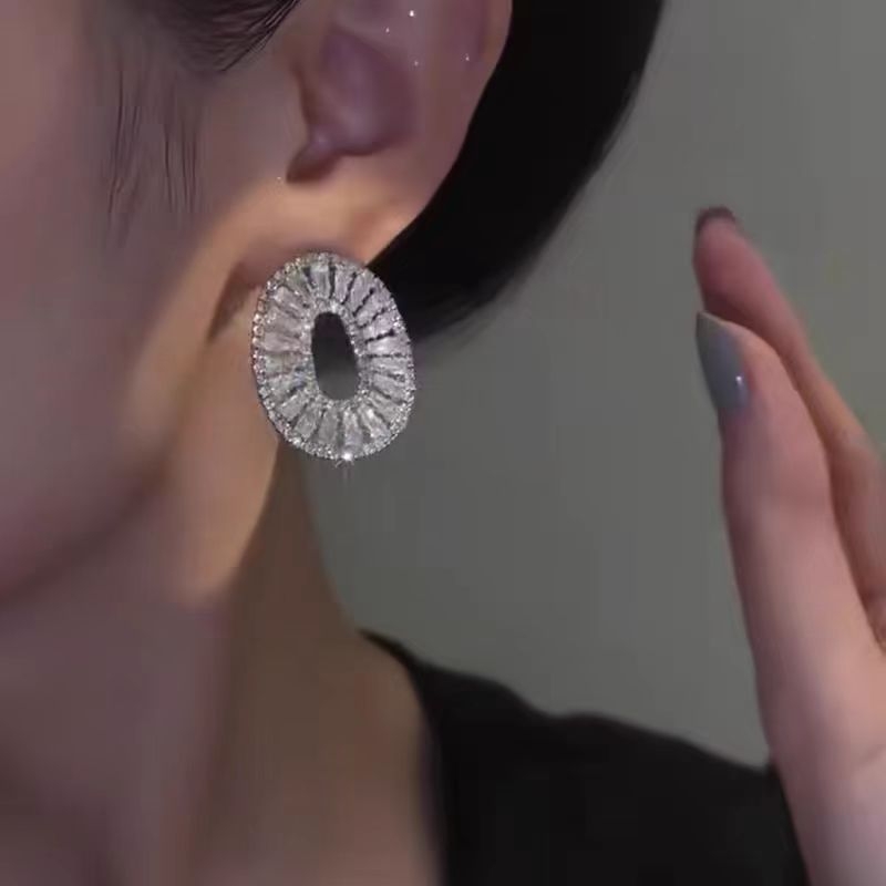 Naušnice s cirkonima, ovalnog oblika, luksuzan stil, elektroplatirane, U-oblik geometrijski dizajn
