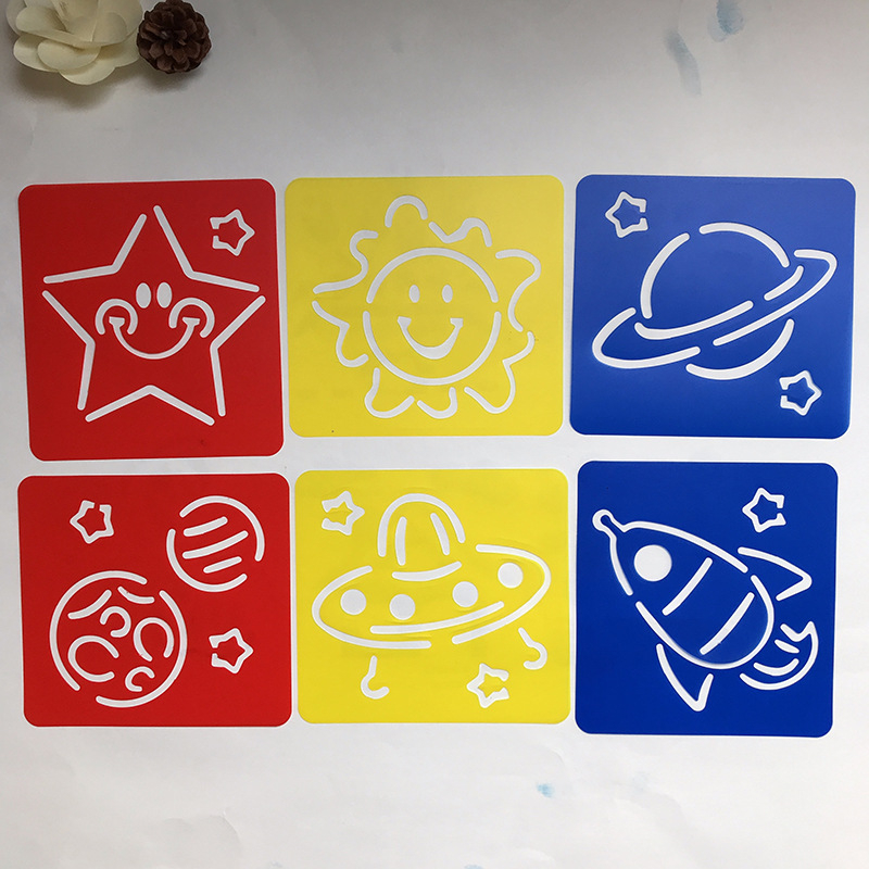 Цветно детско шаблон за рисуване с PP изрязана дъска — Коледен DIY творчески шаблон; Марка: Songshan Painting; Материал: PP; IP права: Няма; Внос: Не