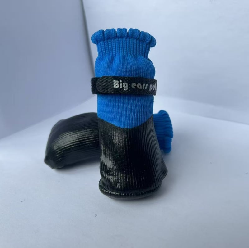 Șosete de interior pentru câini, din tricot — antialunecare, impermeabile, rezistente la uzură, construcție tricotată-lipită