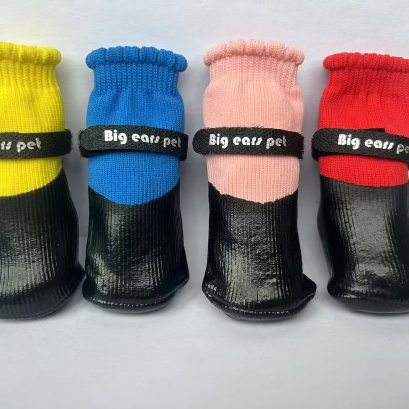 Șosete de interior pentru câini, din tricot — antialunecare, impermeabile, rezistente la uzură, construcție tricotată-lipită