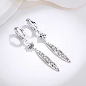 Cercei cu moissanit din argint 925, modă feminină, ambalaj separat, logo imprimat