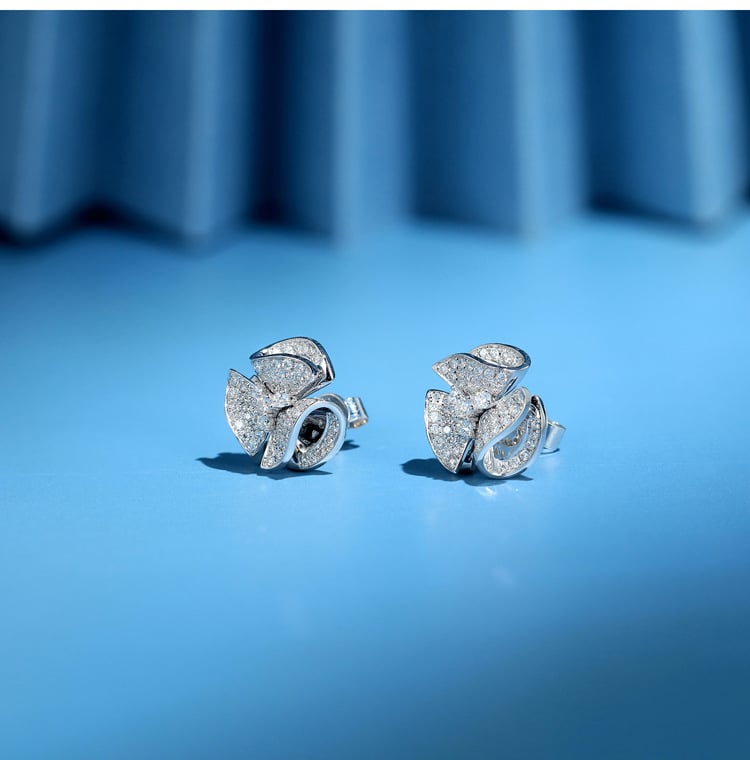 Cercei cu diamant, seria Begonia Flower, design geometric pentru femei