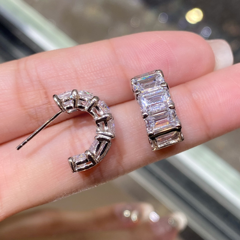 Srebrne naušnice s emerald-cut cirkonom, smaragda oblik, ženski stil, jednostavan dizajn