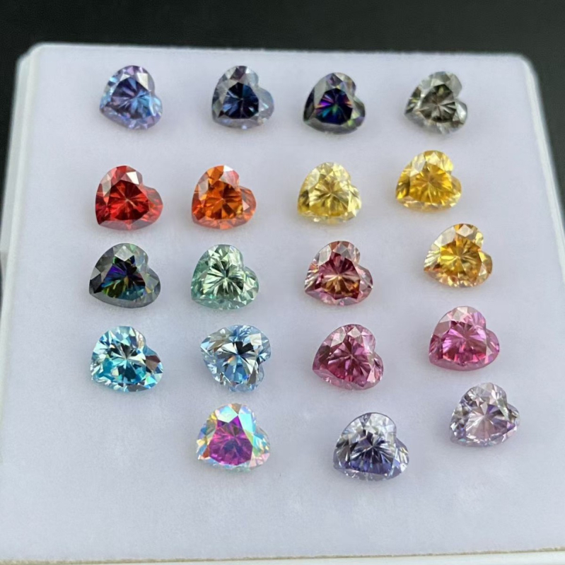 Piatră Zircon în formă de inimă, Inlay, Piatră artificială, Personalizare disponibilă, Certificat GRC + Card Negru