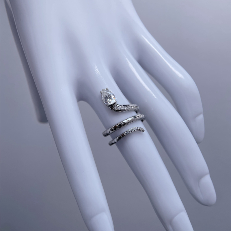 Geometrijski prsten s Moissanitom 0,8 ct, 925 srebro, višeslojni zmijski dizajn, neutralni stil, Yuecheng Jewelry