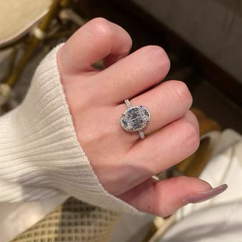 925-ös ezüst moissanit gyűrű, ovális alak, 3 karát, elektroplatinált