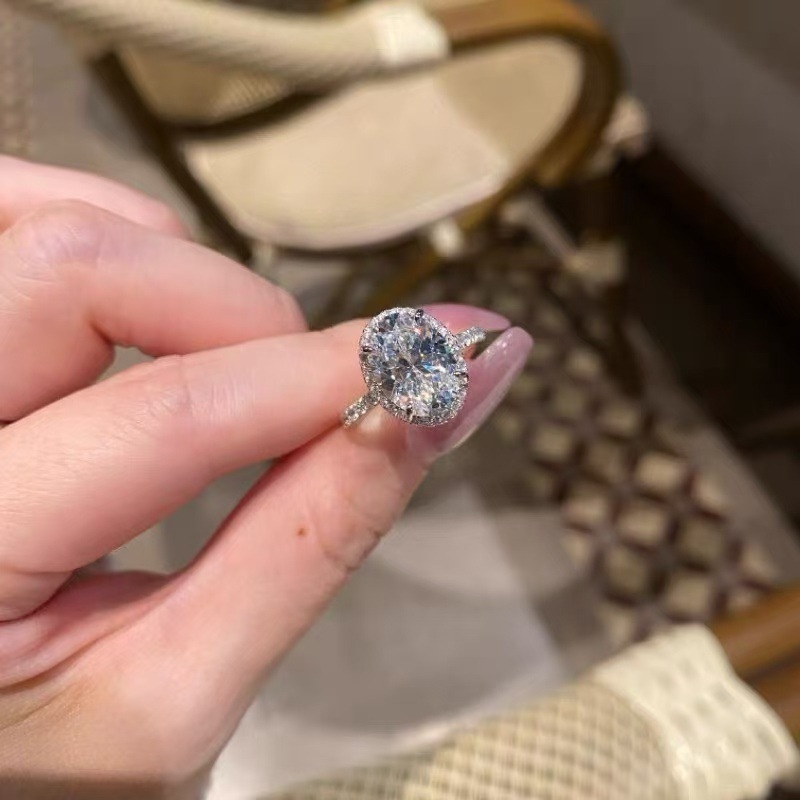 925-ös ezüst moissanit gyűrű, ovális alak, 3 karát, elektroplatinált