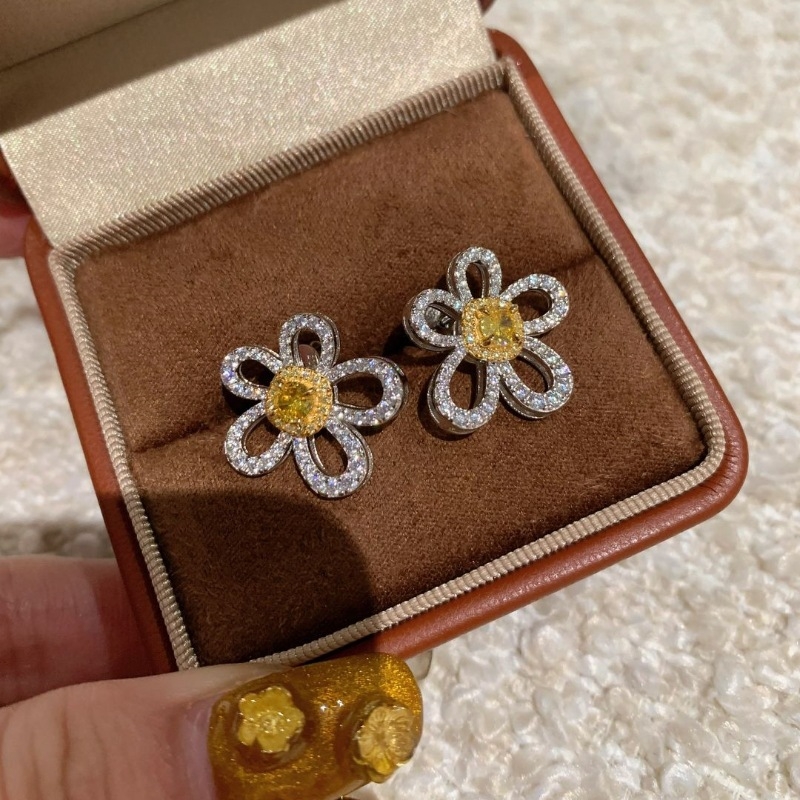 Cercei cu design geometric din cupru, placare electro, tijă din argint 925, stil medieval literar retro, lansare primăvară 2025