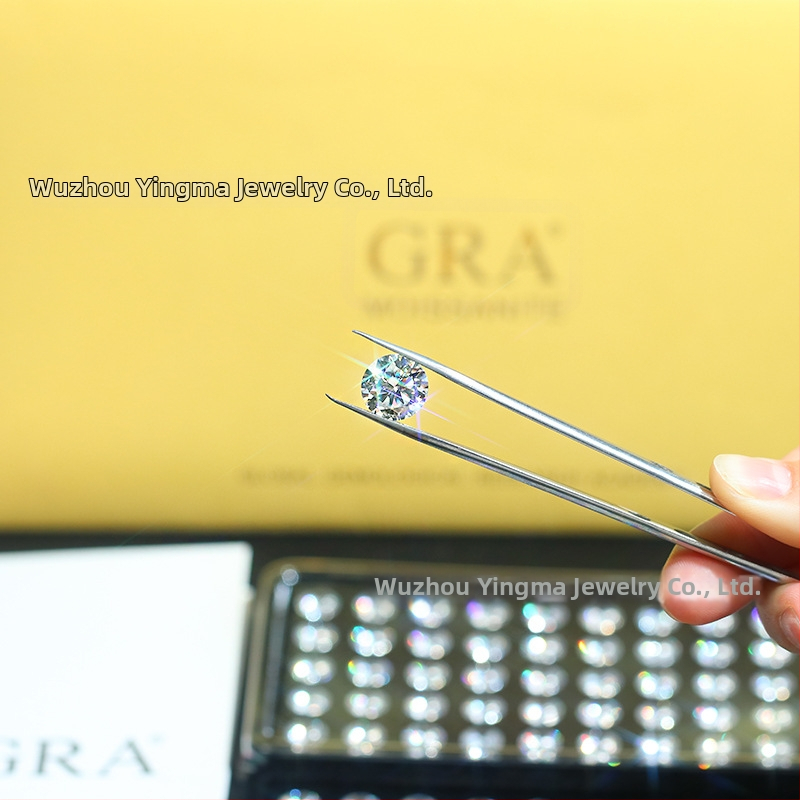 Moissanit gol kamen, kružnog oblika, 3EX rez, VVS čistoća, osam srca osam strijela