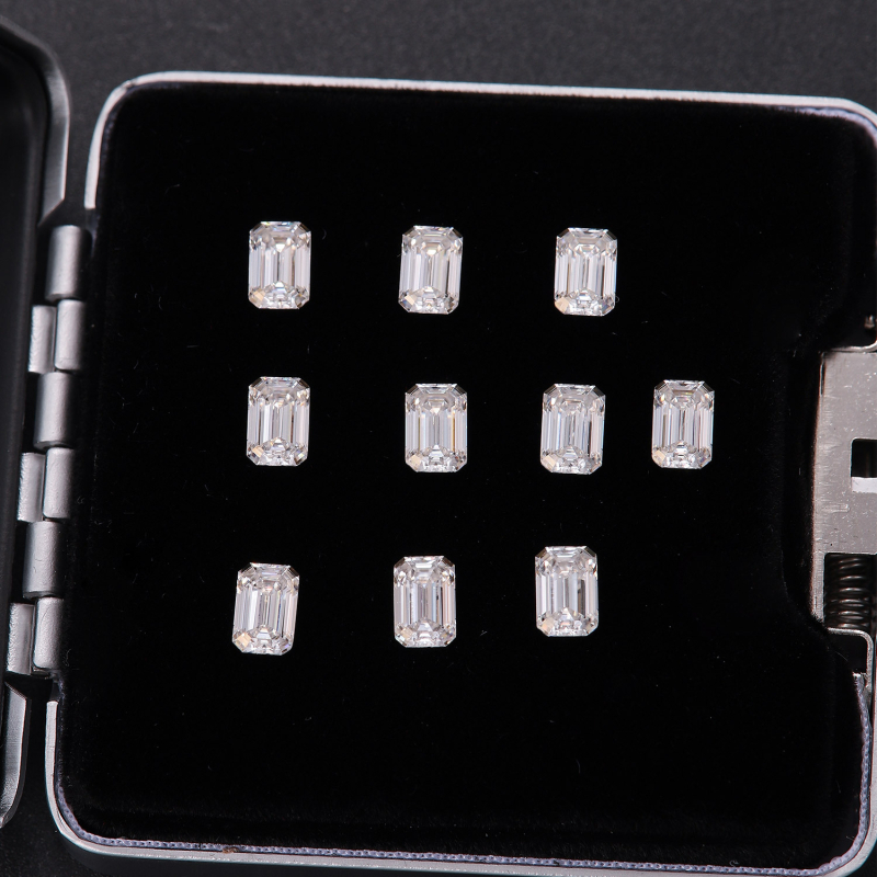 Moissanit nerafinirani kamen, oblik dugačko kvadratni cushion-cut, čistoća VVS, umjetni materijal, prilagodljiva obrada