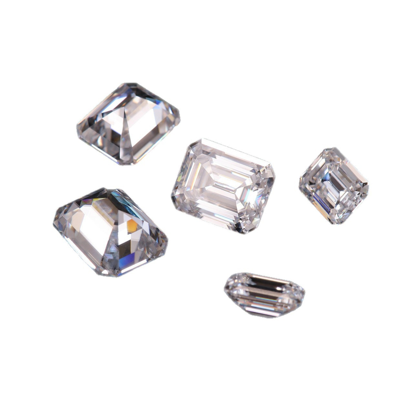 Moissanit nerafinirani kamen, oblik dugačko kvadratni cushion-cut, čistoća VVS, umjetni materijal, prilagodljiva obrada