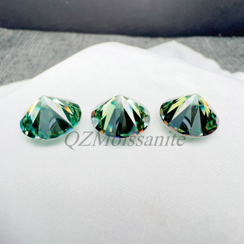 Moissanit okrugli slobodni kamen Hearts and Arrows rez, VVS čistoća, moderni minimalistički stil