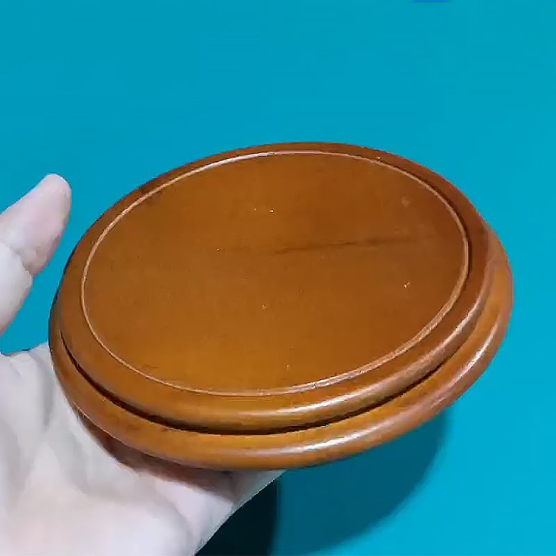 Staklena boca s mikrolandschaftom, drvena podloga i mini pladanj (Materijal: bor; Oblik: mikrolandschaft s mahom; Stil: idiličan; Tehnologija proizvodnje: ekološka tehnologija boce; Pakiranje: kožna kutija)