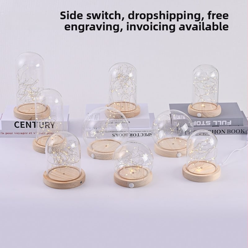 Vaza od visokor borosilikatnog stakla, polirana površina, geometrijski dizajn, moderni minimalistički stil