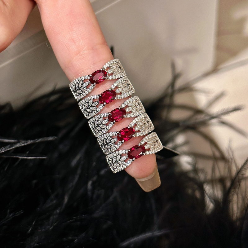 Prsten s mašnicom, 925 srebra, dijamantni detalji, ženski elegantan nakit