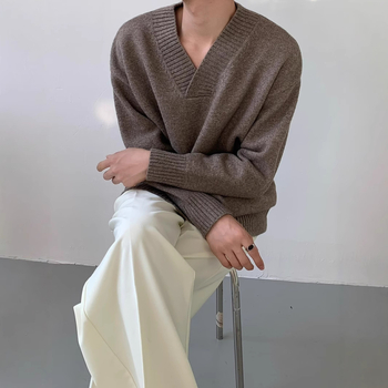 Muški džemper s okruglim izrezom, ležeran kroj, dugi rukav, fina vuna, jesen 2024