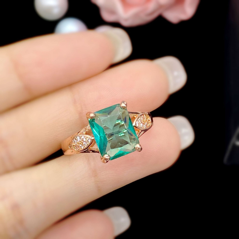 Carlochis gyűrű, geometriai stílus, réz, szimulált turmalin 18K bevonattal