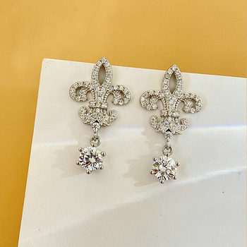 S925 srebro, Moissanit i cirkon, naušnice dizajn kruna iris cvijet, 0,50 ct, rez osam srca i osam strelica