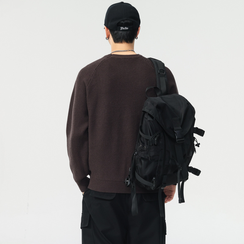 Плетен пуловер, кръгло деколте, свободен силует, антибактериален, материал: 52% акрил, 29.2% полиестер, 18.8% спандекс