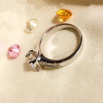 Korona-stílusú gyűrű, cirkón mozaik, fehér réz anyagból, testreszabás elérhető