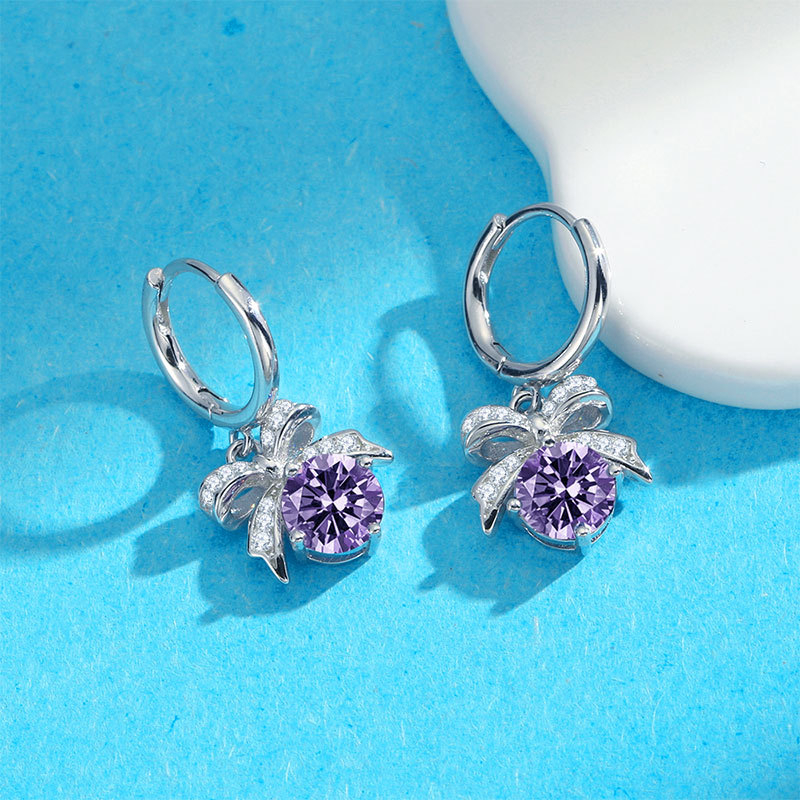 Moissanite naušnice od srebra S925 s Pt950 premazom, ukupno 1+1 karata, okruglog oblika, rez 8 srca 8 strelica, stil mašna