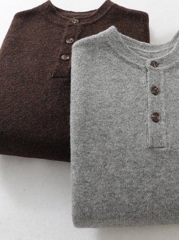 Мъжки плетен пуловер с кръгло деколте и паднали рамене, свободен модел, дебела полиестерна тъкан, рибен кант на подгъва, есенен стил