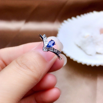 Carlochis gyűrű sötétkék spinellel, csepp alakú, réz alapú, aranyozott féldrágakövekkel, nyitott korona dizájn