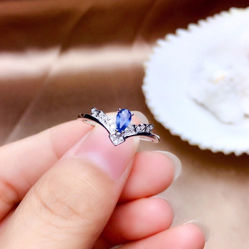 Carlochis gyűrű sötétkék spinellel, csepp alakú, réz alapú, aranyozott féldrágakövekkel, nyitott korona dizájn