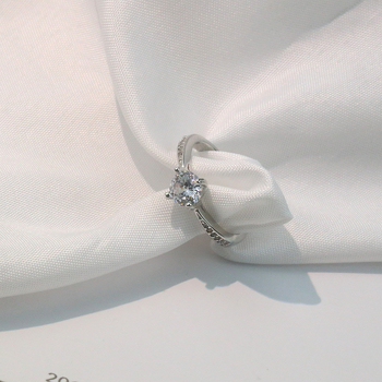 Női réz gyűrű ezüstös bevonattal, 6‑ágú eljegyzési gyűrű cirkóniával, platina korona, koreai-japán stílus