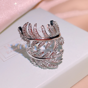 Gyűrű: sárgaréz + fehér acél, levél alakú gyémánt berakás, KYZC KYRA0180, geometriai stílus, elektroplakolás