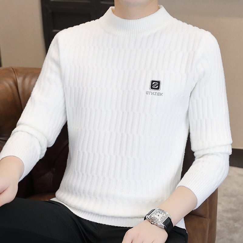 Slim-fit džemper s okruglim izrezom, debeli, od kamilje dlake 66–70% i mink baršun — Zima 2024