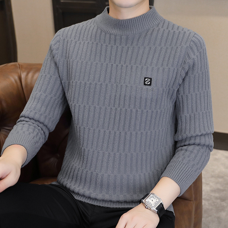 Свитер Slim-Fit с кръгло деколте, дебел, камилска вълна 66–70% и Mink Velvet — Зима 2024