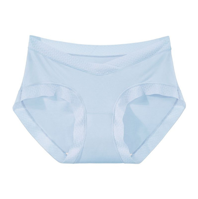 Trudničko donje rublje, niski pojas, potpora trbuha, prozračni viskozni materijal (80–90%), antibakterijska intimna zona