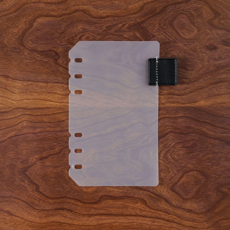 Kožni umetak za olovku s prozirnim PP stranicama, univerzalni šestotvorni registrator, kapacitet 1 list, prilagodljiv logotip