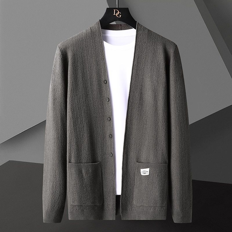 Muški pleteni džemper s kapuljom, slim fit, okrugli izrez, modalno vlakno s krznom zeca