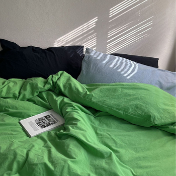 Četverodijelni set posteljine od 100% pamuka, quilted, reactive bojanje, moderni minimalistički stil