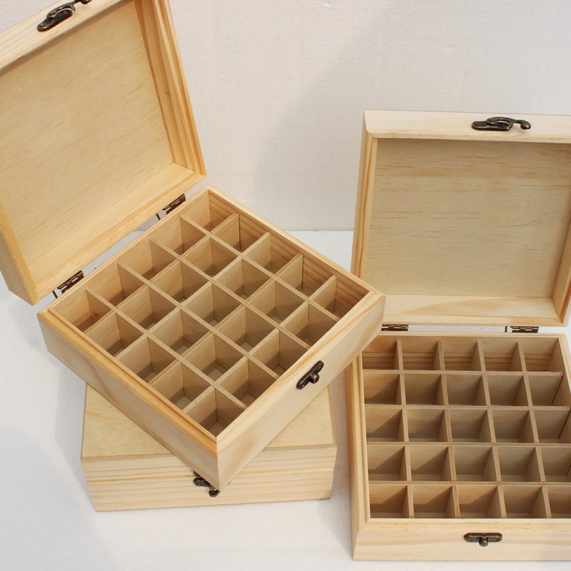 Drvena kutija za pohranu s 68 odjeljaka za eterična ulja i čaj, prirodno drvo, rezbareni dizajn, mogućnost otiska logotipa