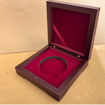 Drvena kutija za značke i spomenske novčiće, graviranje i prilagođeni logotip