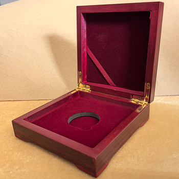 Drvena kutija za značke i spomenske novčiće, graviranje i prilagođeni logotip