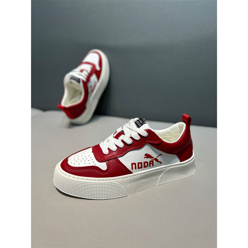 Unisex tenisice za skateboard s gornjim dijelom od prave kože, okrugli vrh, gumeni potplat šivan, vezanje na pertle, uzorak s slovima