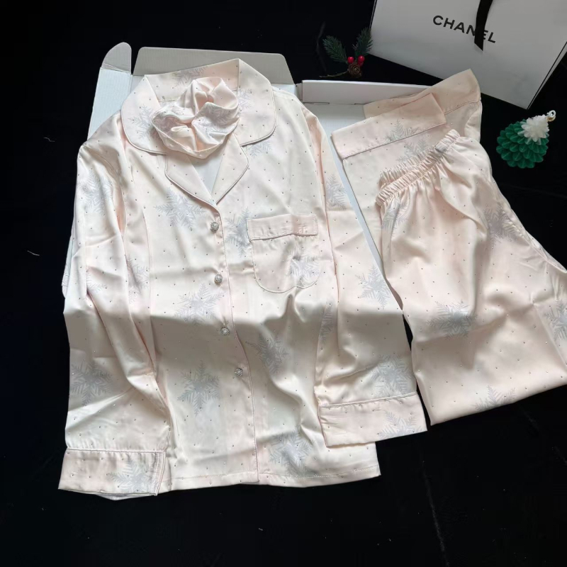 Pidžama set s Ice Silk tkaninom, kardigan stil, premium doživljaj, Turn-down ovratnik, dugi rukavi, duge hlače