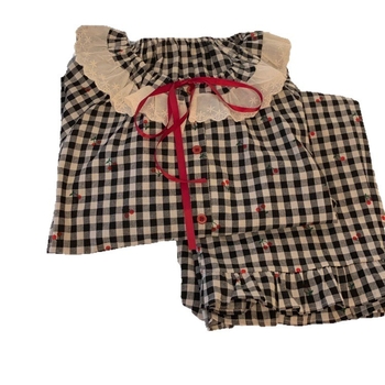 Set de pijamale din bumbac pentru femei, guler rotund, mâneci lungi, model în carouri cu motiv de cireșe — greutate medie 181-200 g/m2, 80-90% bumbac