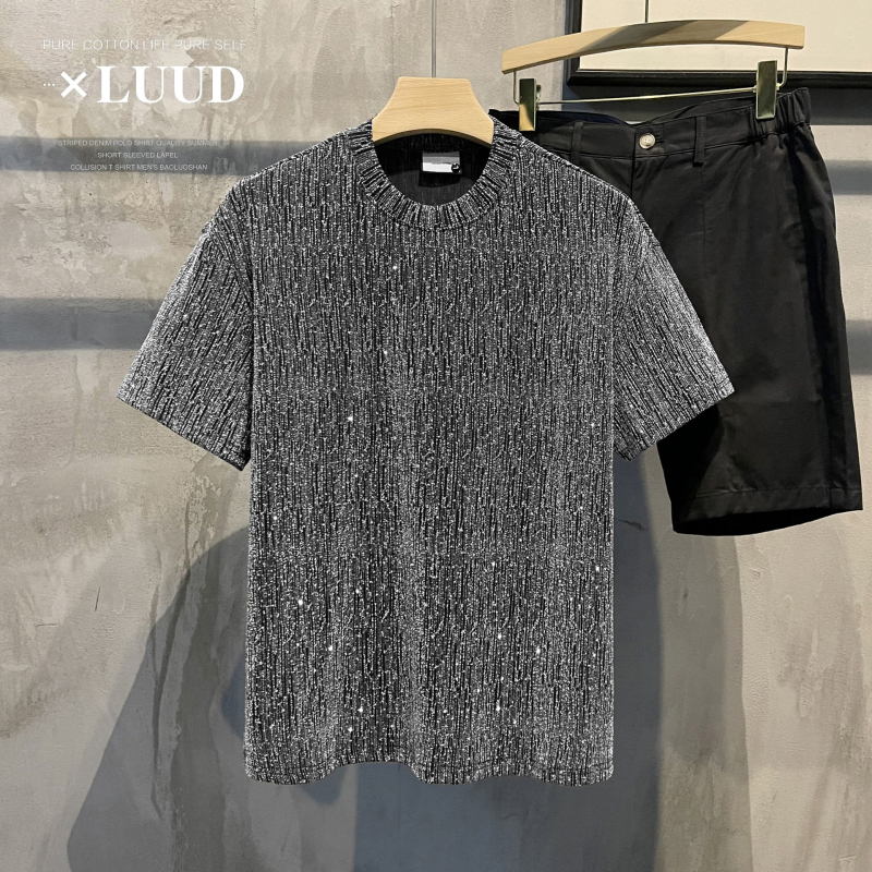 Тениска с кристали, геометричен принт, слим кройка, къс ръкав, копринена материя