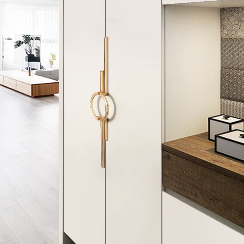 Drška za garderobu i ladicu – cinkova legura, elektroplatirano, duga polukružna ručka, model 2254, stil laganog luksuza