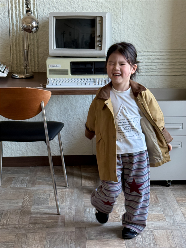 Tricou pentru copii cu broderie patch în formă de stea cu cinci colțuri, mânecă lungă, guler rotund, stil coreean, bumbac