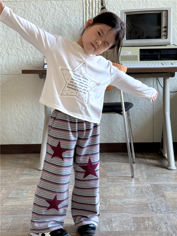 Tricou pentru copii cu broderie patch în formă de stea cu cinci colțuri, mânecă lungă, guler rotund, stil coreean, bumbac