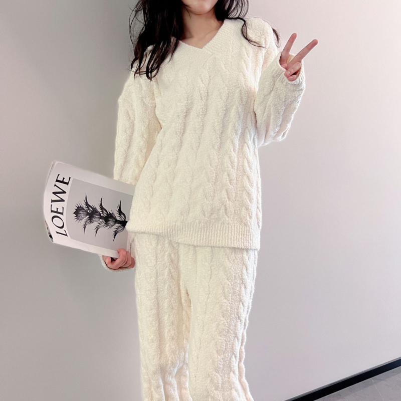 Dvodijelni veluru pijama set s V-izrezom, debeli, 301–350 g/m2, 100% poliester