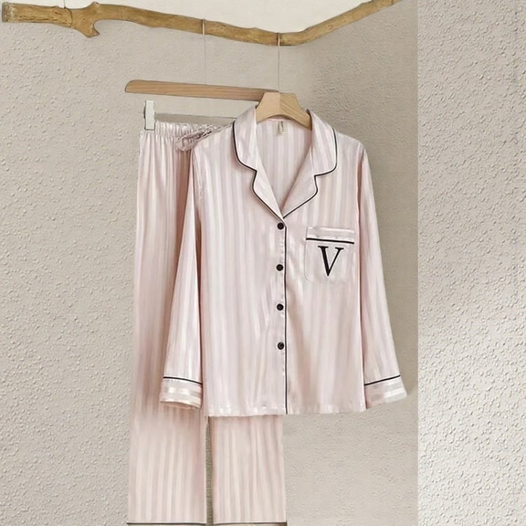 Ice Silk Jacquard set za spavanje – luksuzni trodijelni kućni outfit, s Turn-Down preklopnim ovratnikom, rukavi 3/4, dugačke hlače